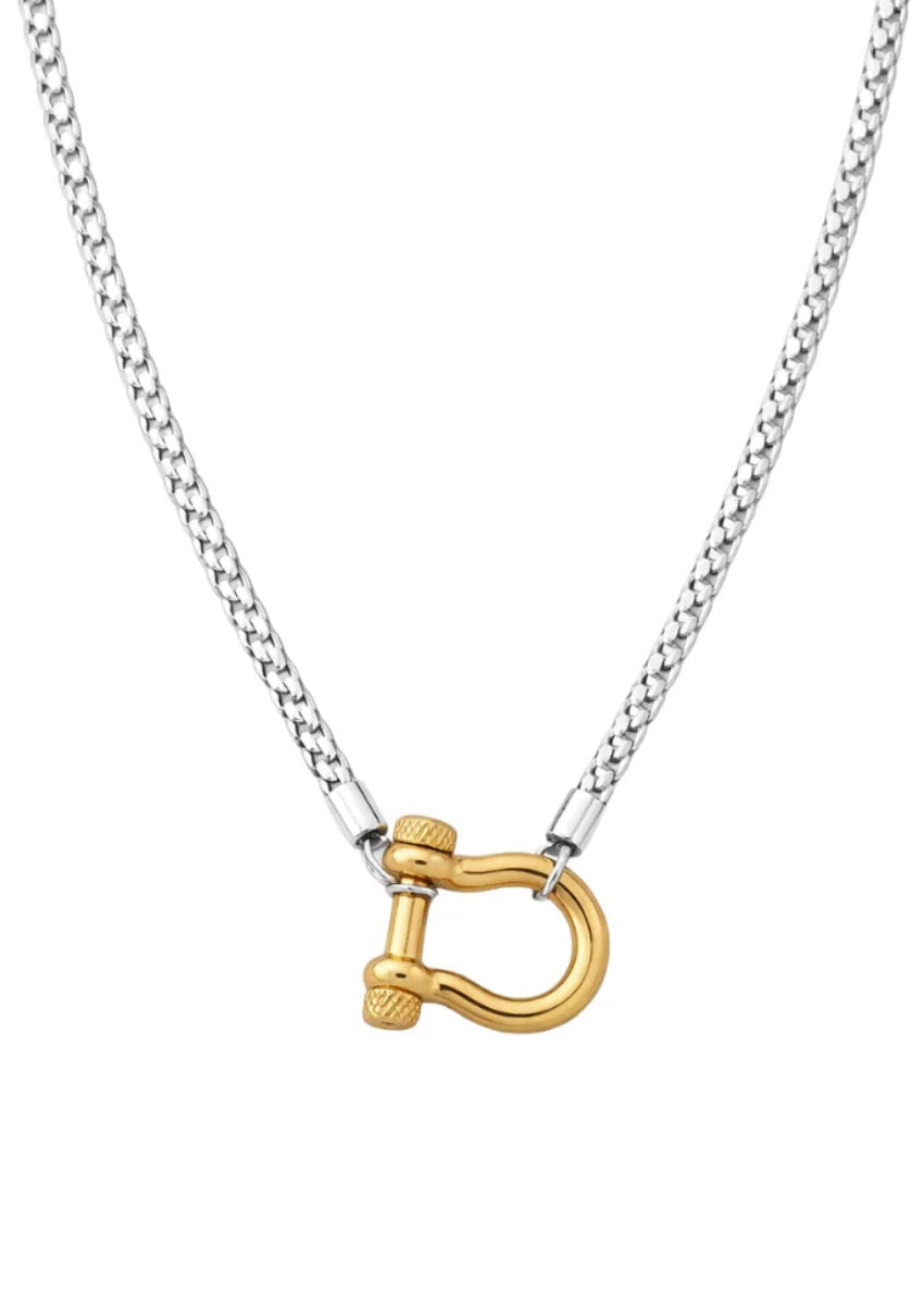 Esencia Necklace