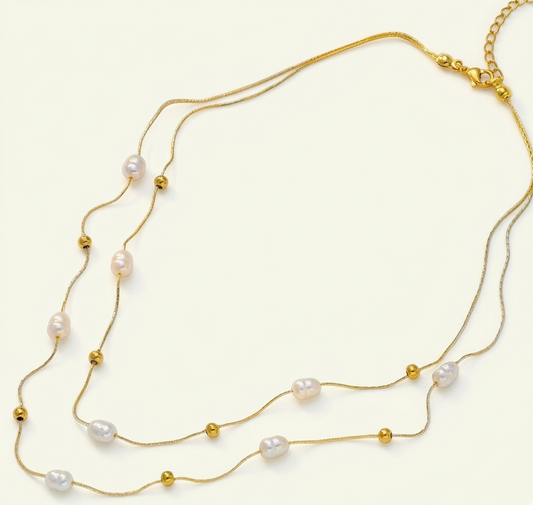 Layering Pearl necklace