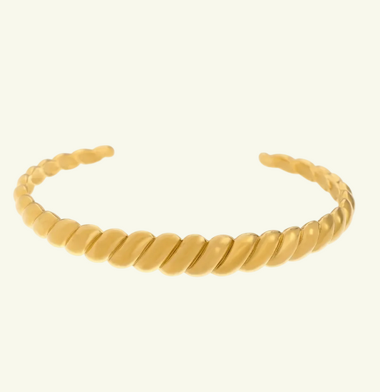 Twisted open cuff